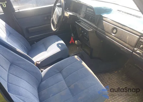 1991 Volvo 240 из США, поврежденный, VIN YV1AA8843M1456950